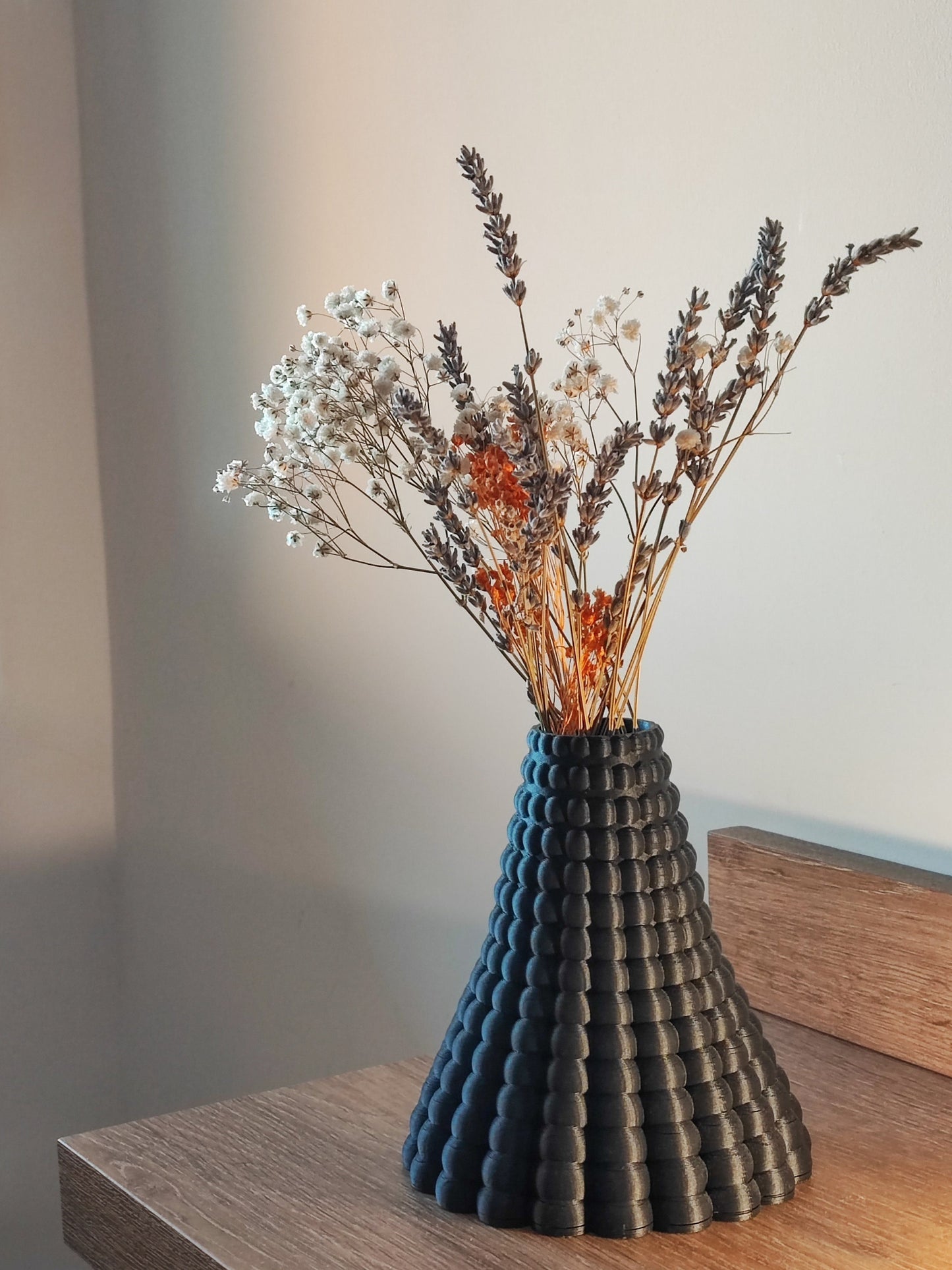 Magma Vase