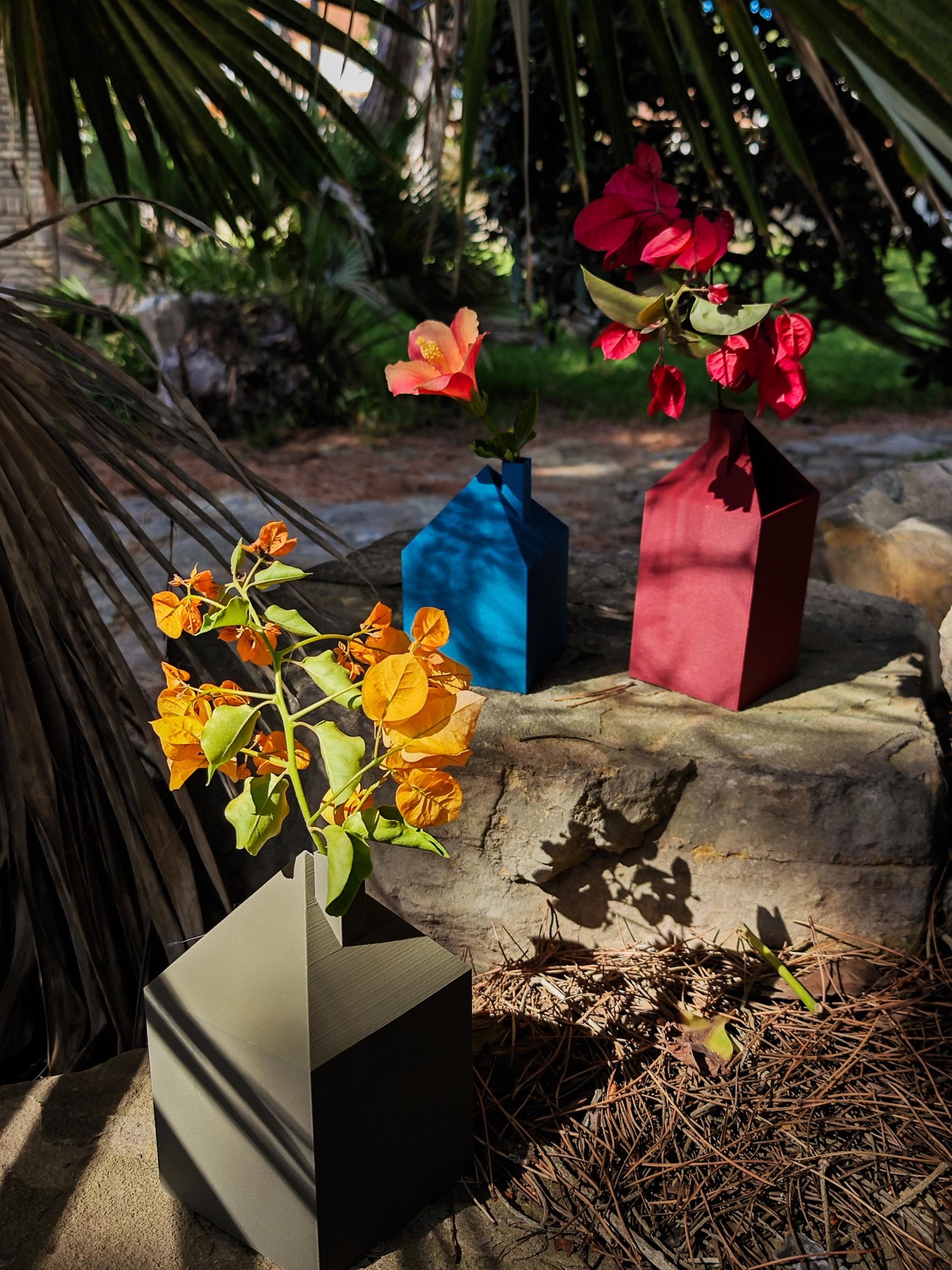 Flome Vase, a Home for your Flowers
