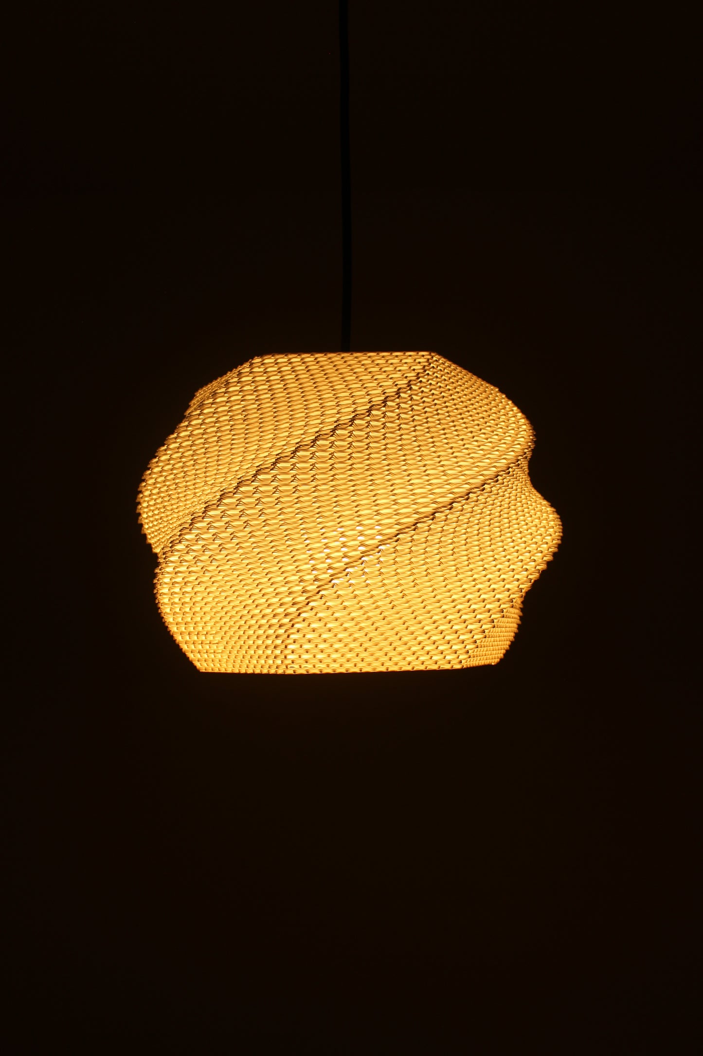 Sofía RippleMesh Lampshade – Sculptural 3D Printed Lighting