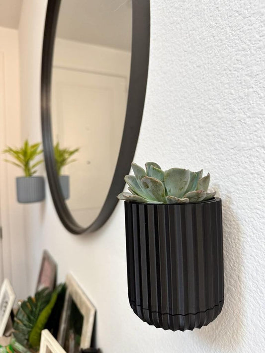 Transform Your Space with these decorative Wall-mounted Planters!